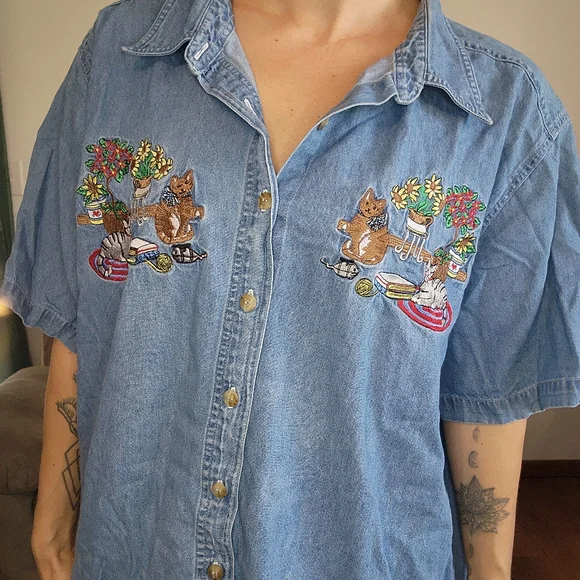 Vintage Cat Embroidered Denim Button Down Size XL - Picture 4 of 6